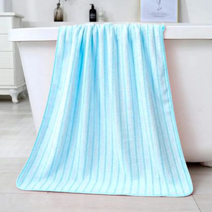 Elegant Striped Absorbent Bathing Towel এর ছবি